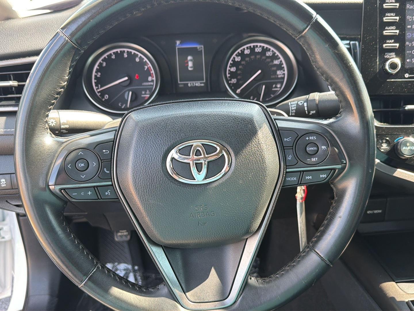 Used 2024 Ice Cap Toyota SE image 20