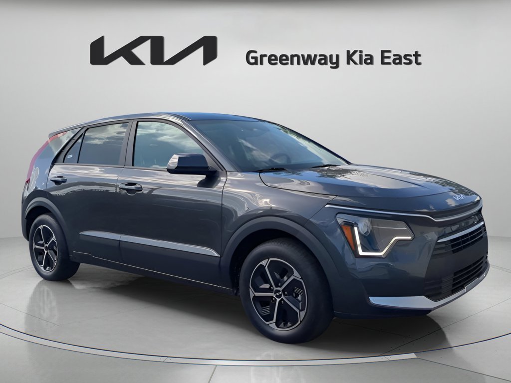 2026 Kia Niro LX - Photo 3