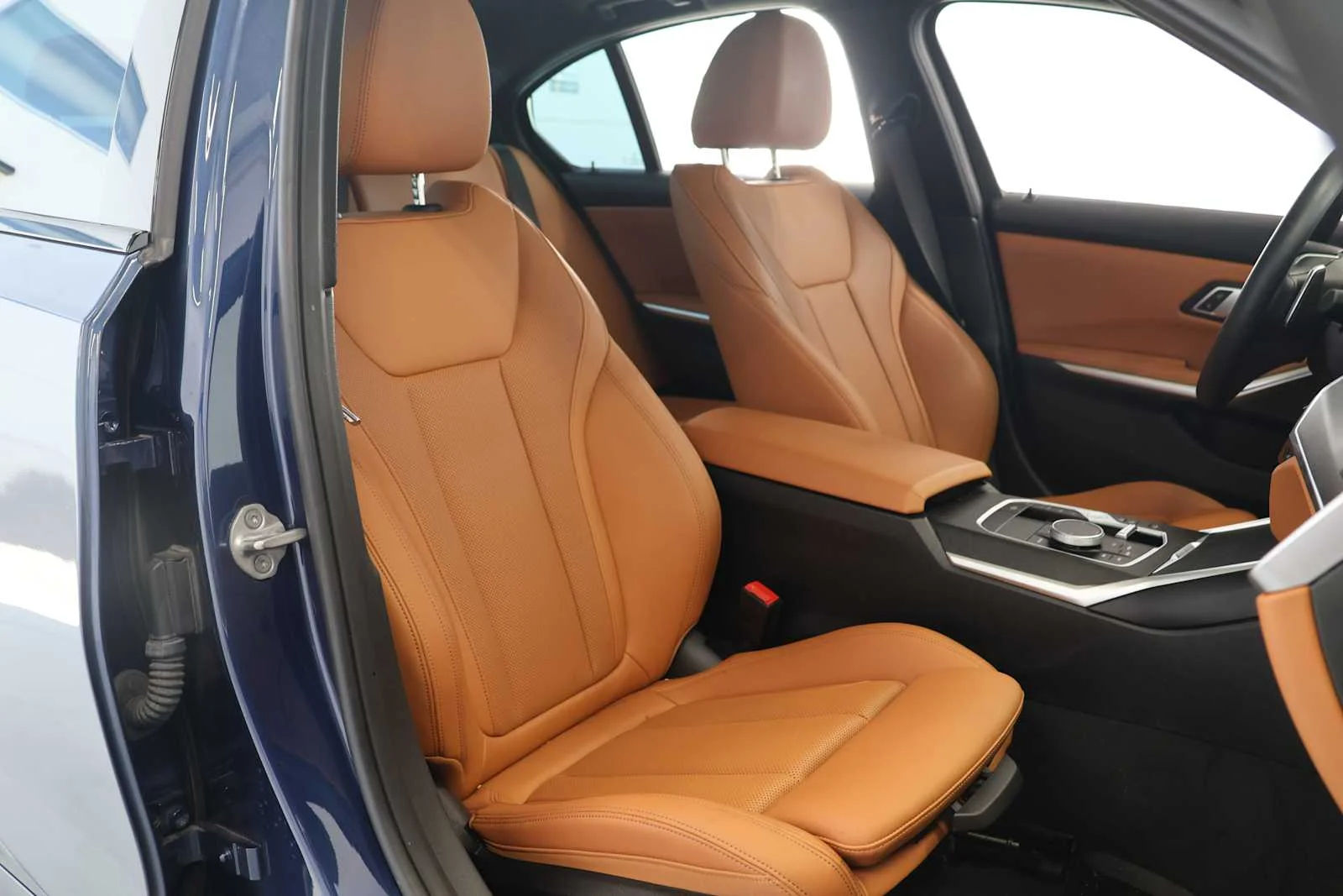 Certified Used 2023 Phytonic Blue Metallic BMW 330e xDrive image 14