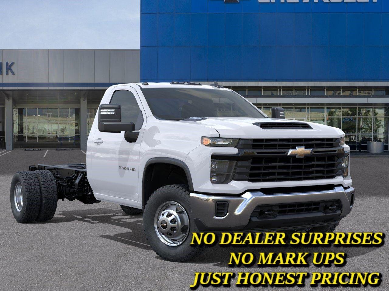 New 2026 Summit White Chevrolet Work Truck image 7