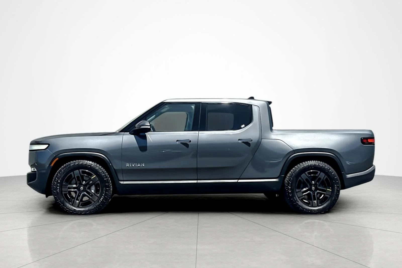 Used 2024 GRAY Rivian Adventure image 2