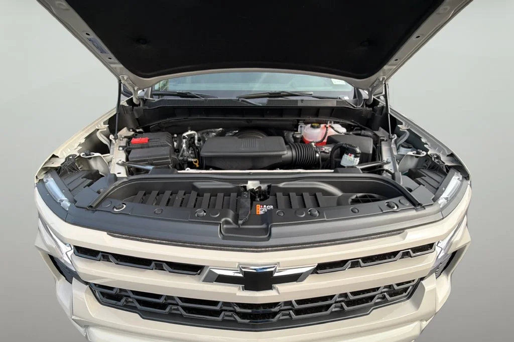 New 2026 White Sands Chevrolet RST image 10
