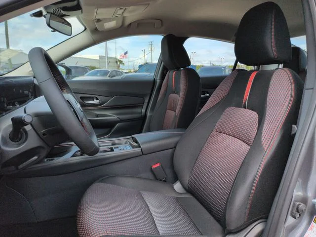 New 2026 Gray Nissan SR image 15