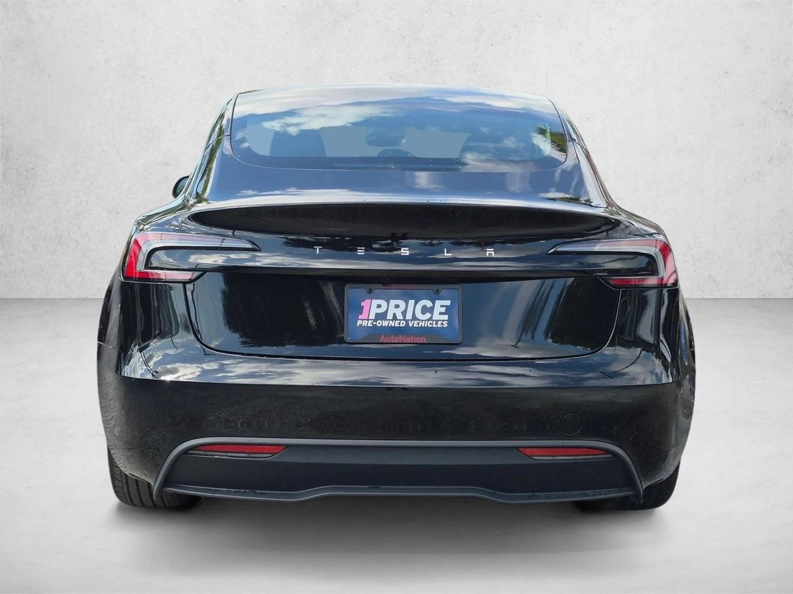 Used 2025 Diamond Black Tesla Standard image 7