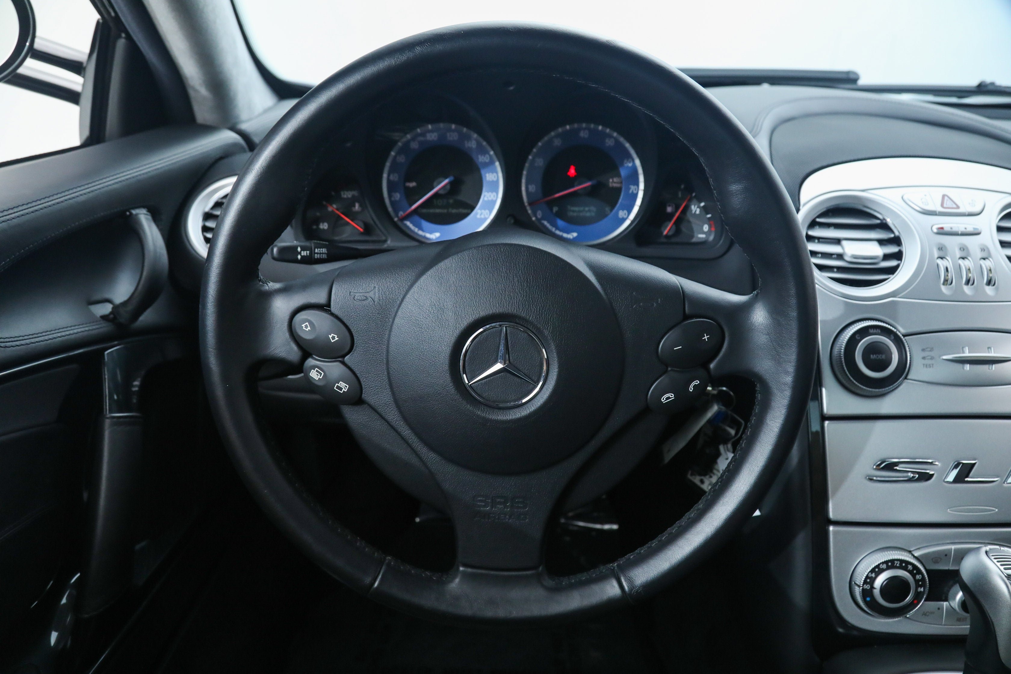 Used 2006 Black Mercedes-Benz  image 26