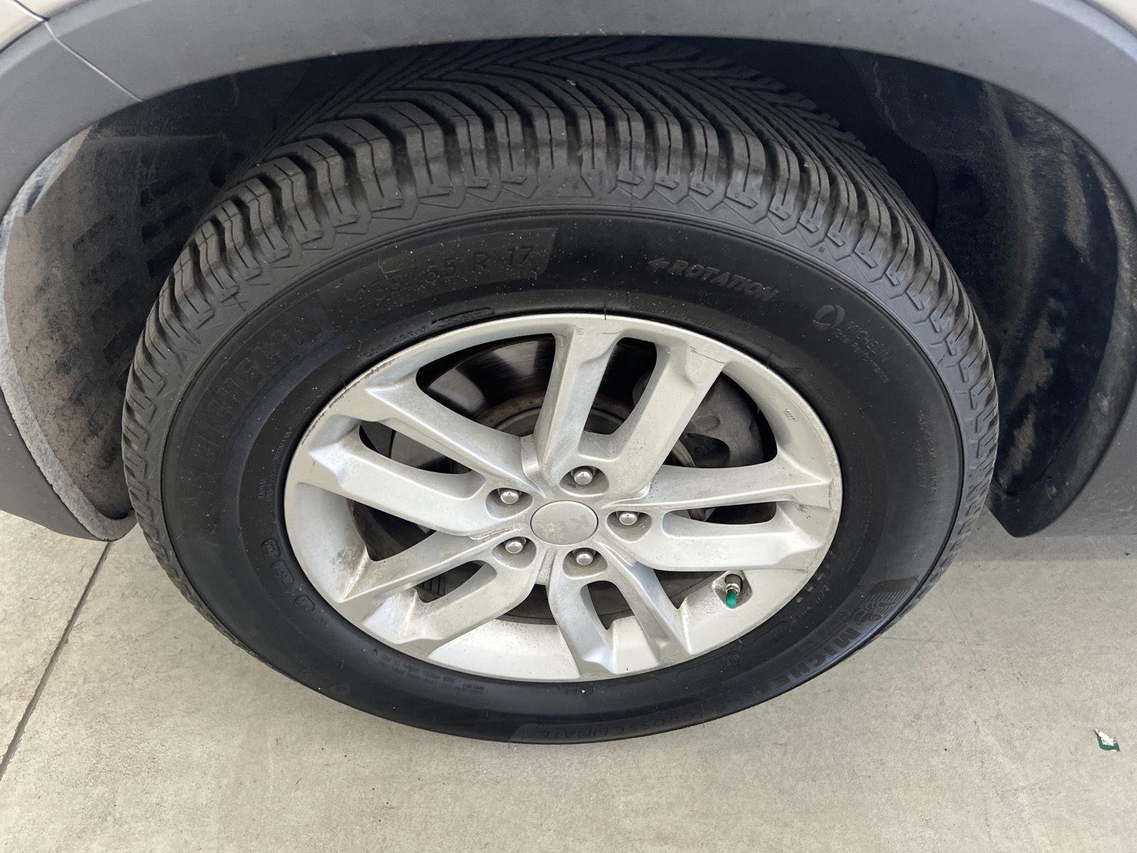 Used 2014 Satin Metal Kia LX image 7