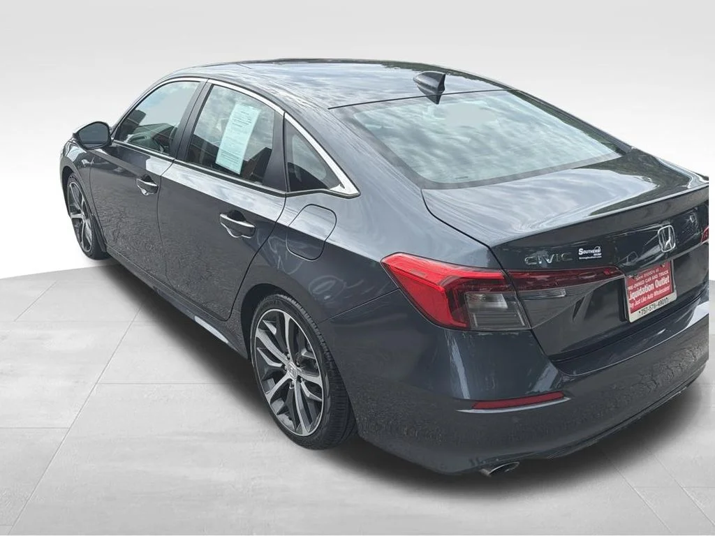 Used 2024 Gray Honda Touring image 9