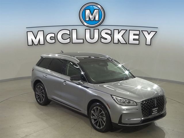 Used 2023 Silver Lincoln Grand Touring image 33