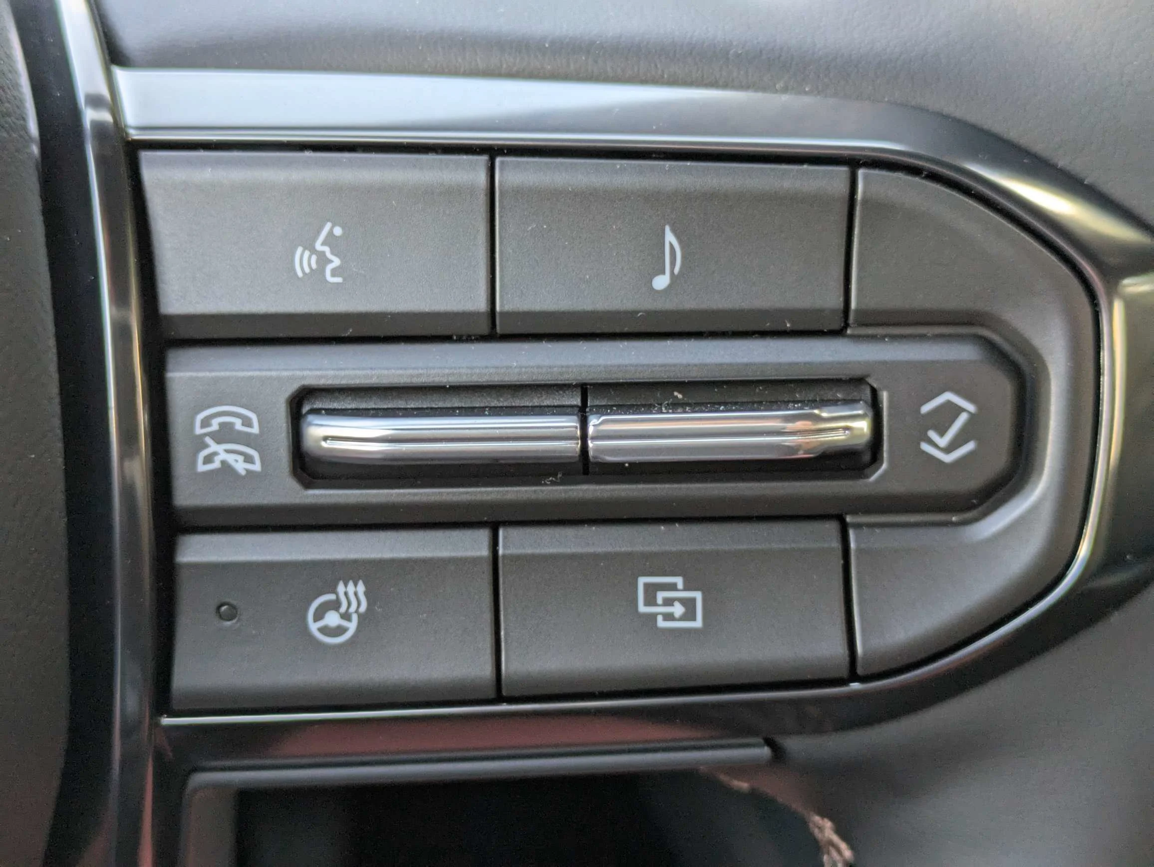 2026 GMC Terrain AT4 - Photo 27