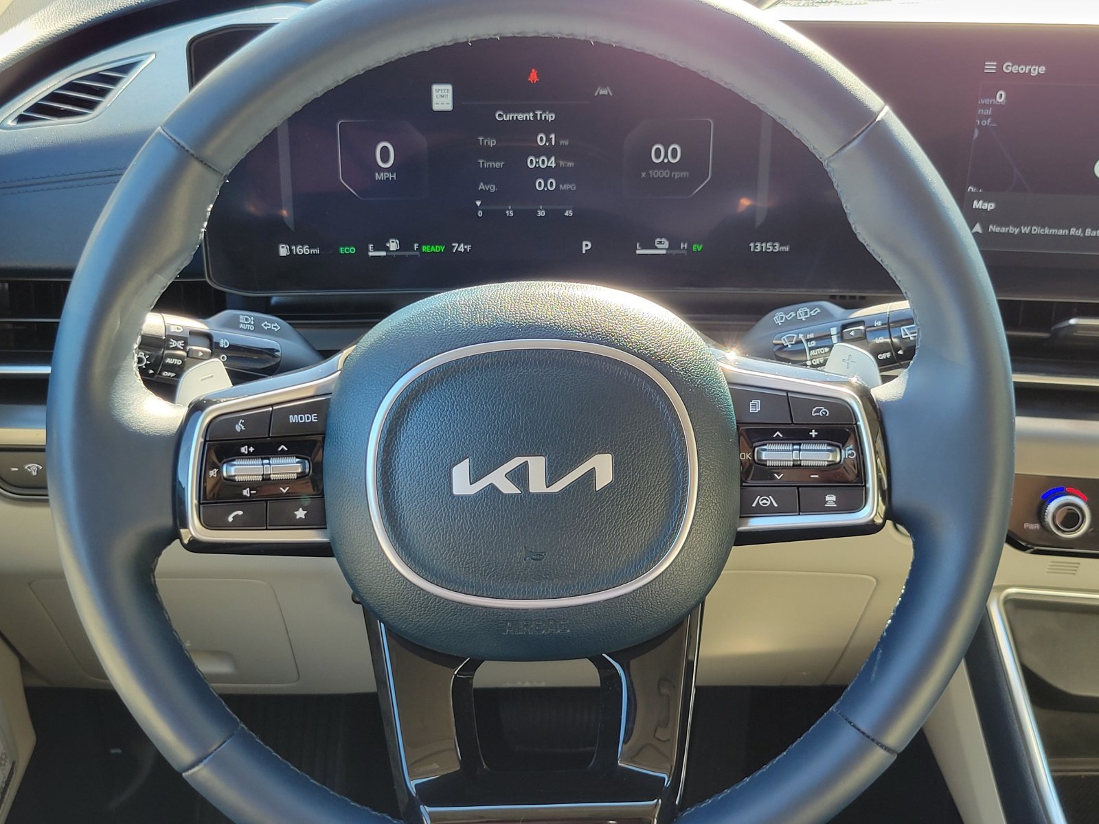 Certified Used 2025 White Kia SX Prestige image 14