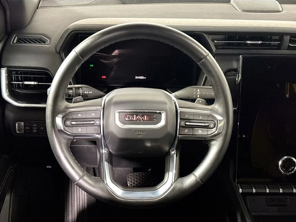 Used 2025 Black GMC Elevation image 13