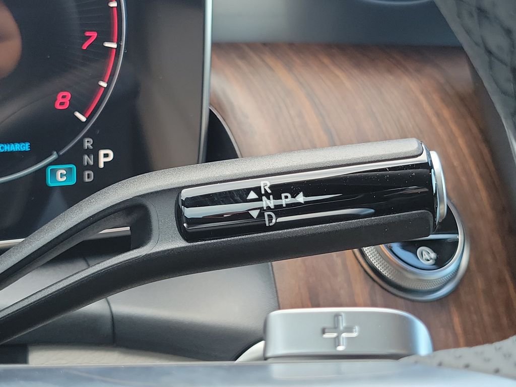 New 2027 Black Mercedes-Benz GLC 300 image 30
