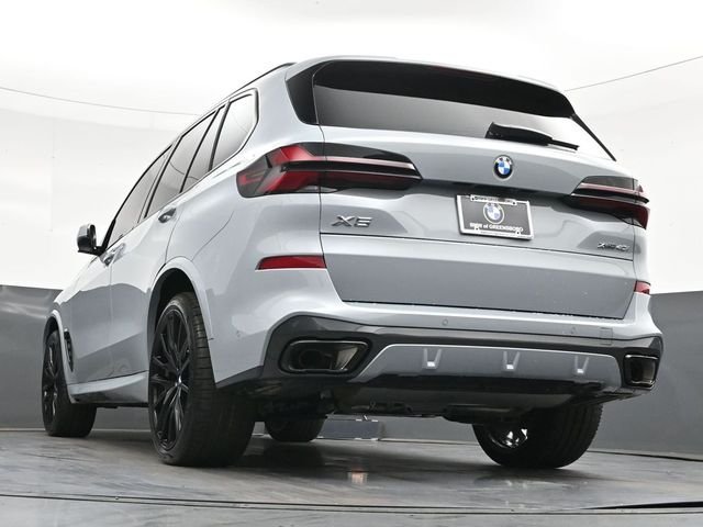 Used 2026 Gray BMW xDrive40i image 32