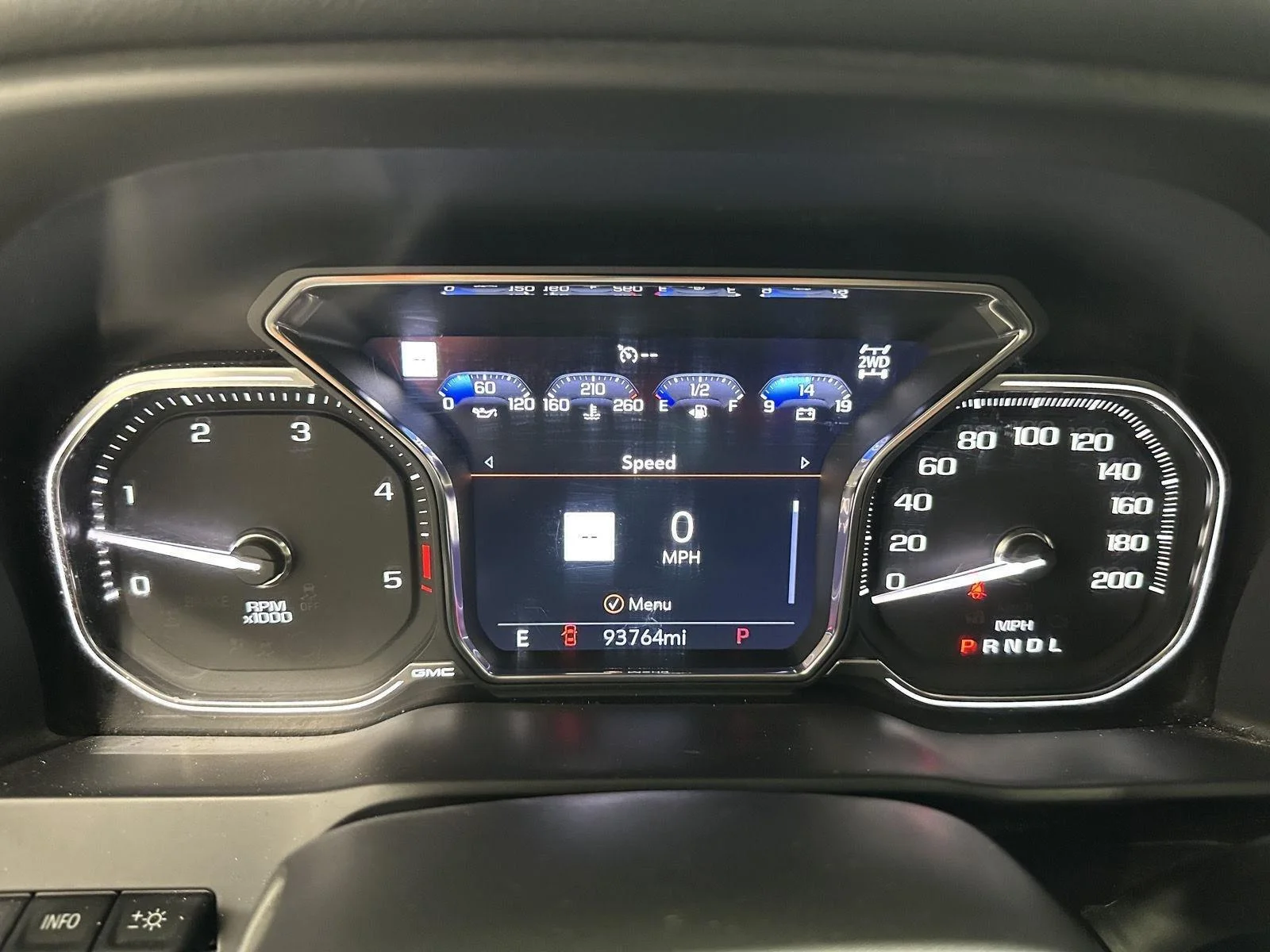 Used 2021 White Frost Tricoat GMC Denali image 10
