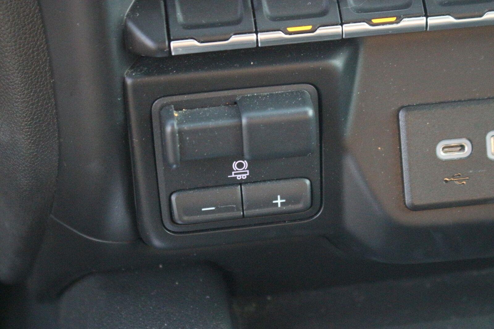 Used 2019 ONYX BLACK GMC Denali image 29