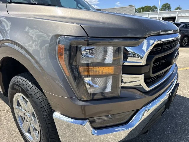 Used 2023 Gray Ford XLT image 2