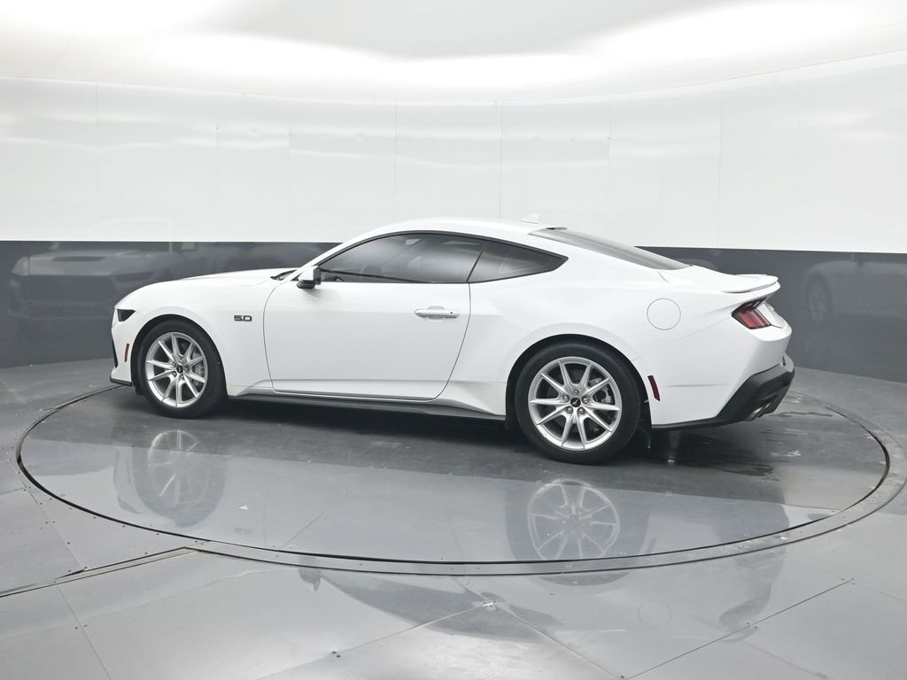 Used 2025 White Ford GT Premium image 24