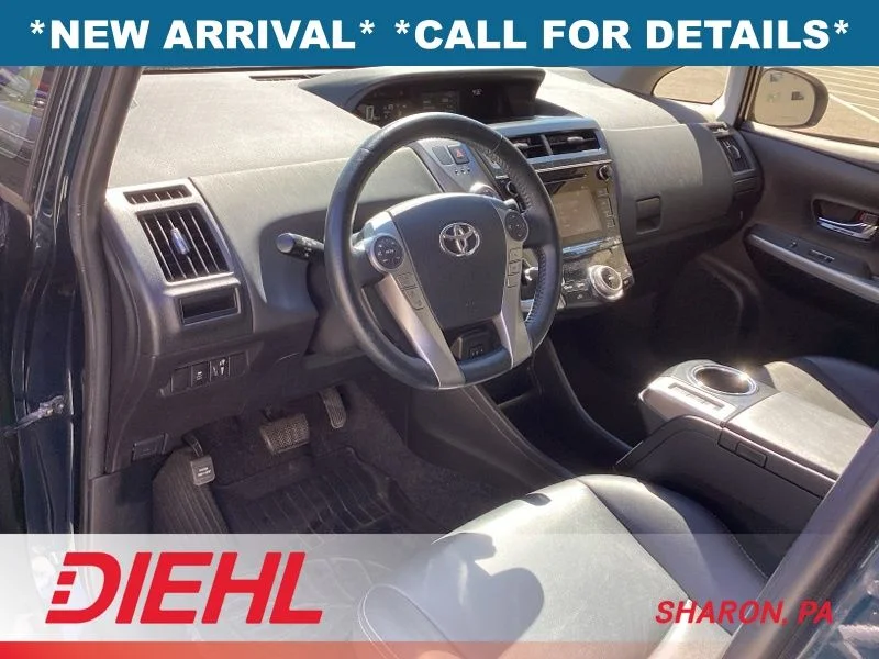 Used 2017  Toyota Four image 10
