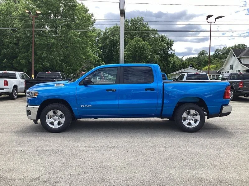 New 2026 Hydro Blue Pearl-Coat Exterior Paint RAM Big Horn/Lone Star image 4