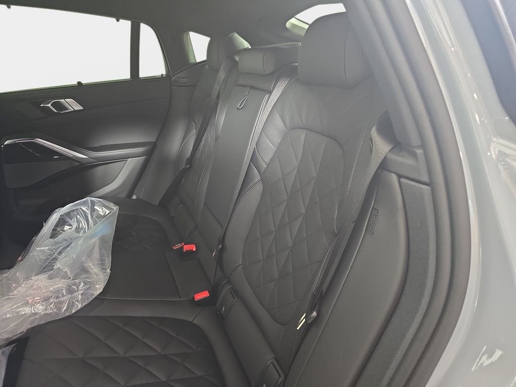 New 2027 Brooklyn Grey Metallic BMW xDrive40i image 14