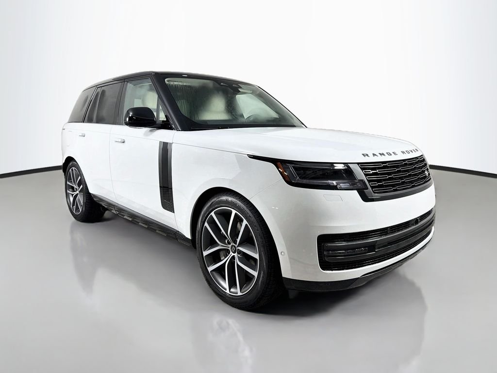 New 2027 Fuji White Land Rover SE image 3