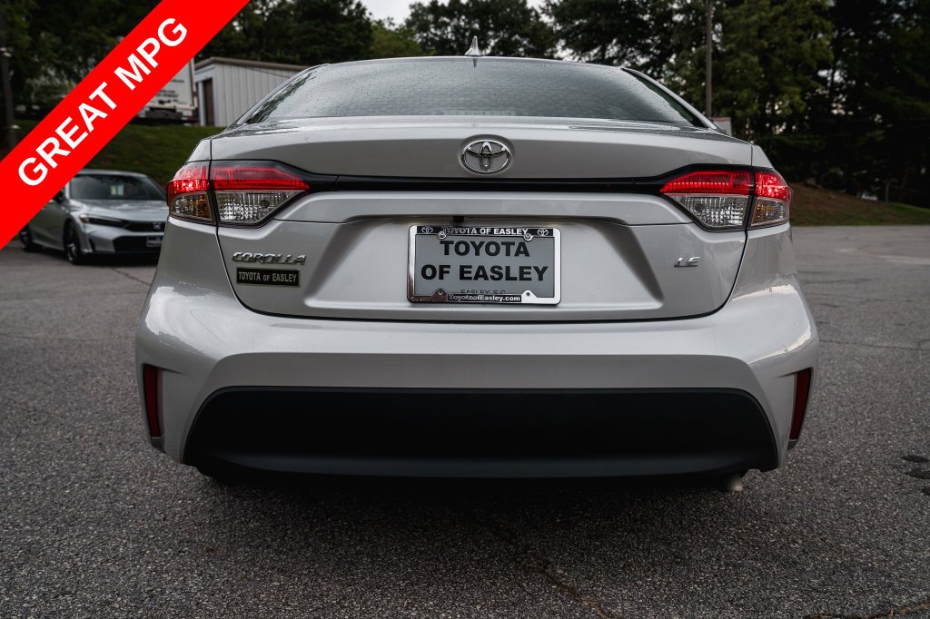 Certified Used 2025 Classic Silver Metallic Toyota LE image 6