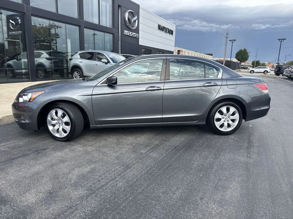 Used 2009 Gray Honda EX-L image 8