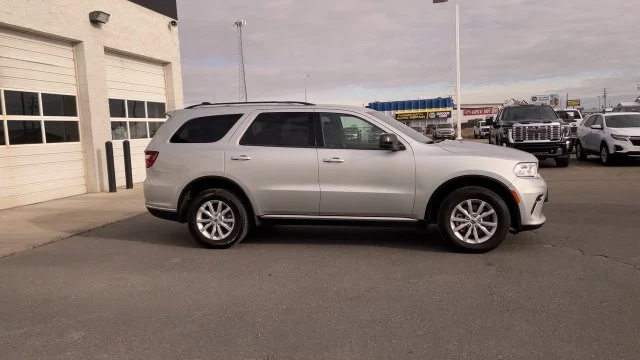 Used 2024 Silver Dodge SXT image 9