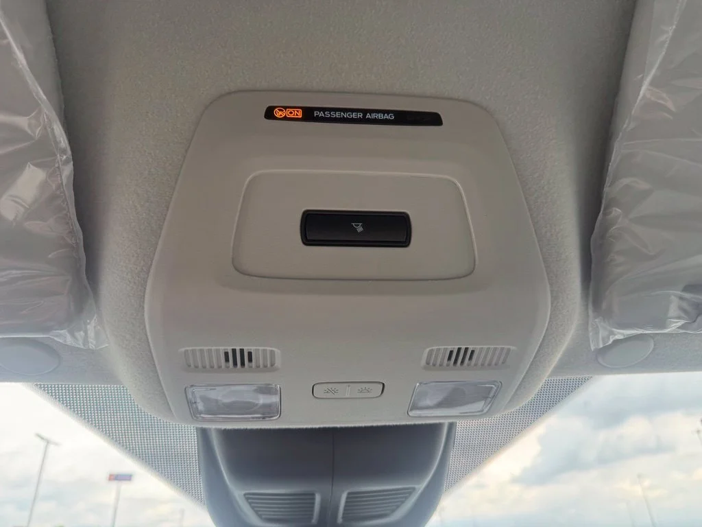 New 2026 Oxford White Ford Cargo Van image 29