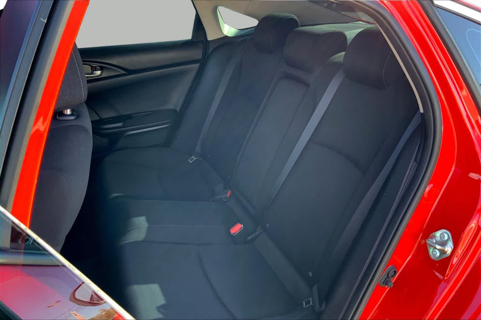 Used 2018 Rallye Red Honda EX image 20
