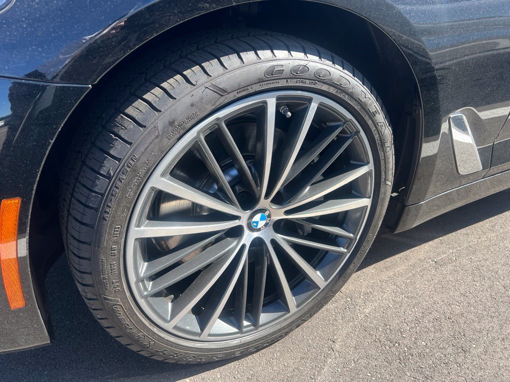 Certified Used 2023 Jet Black BMW 530i image 5
