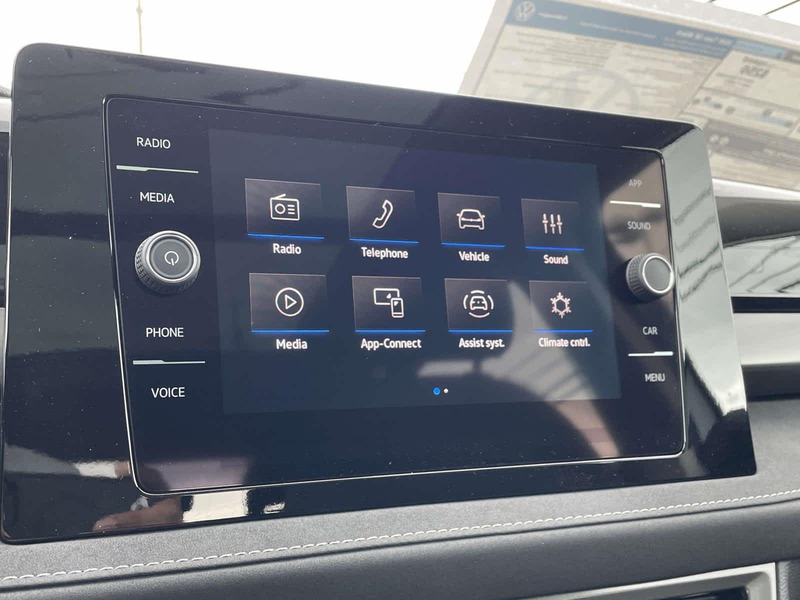 New 2026 Monument Gray w/Deep Black Roof Volkswagen SE Black image 21