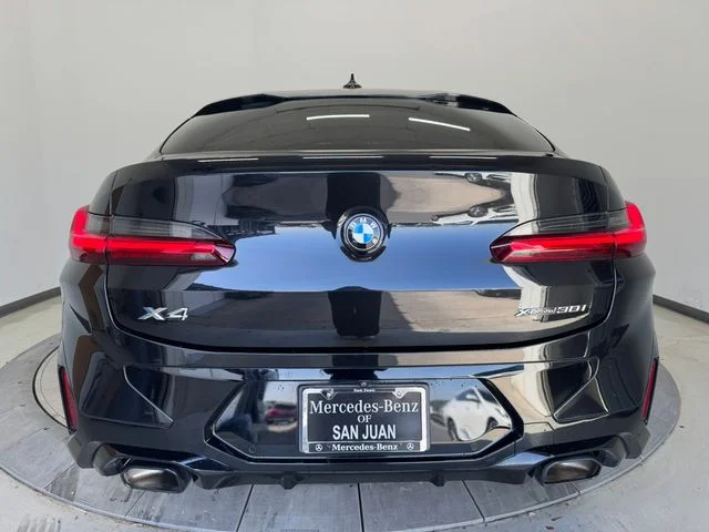 Used 2024 Black Sapphire Metallic BMW xDrive30i image 13