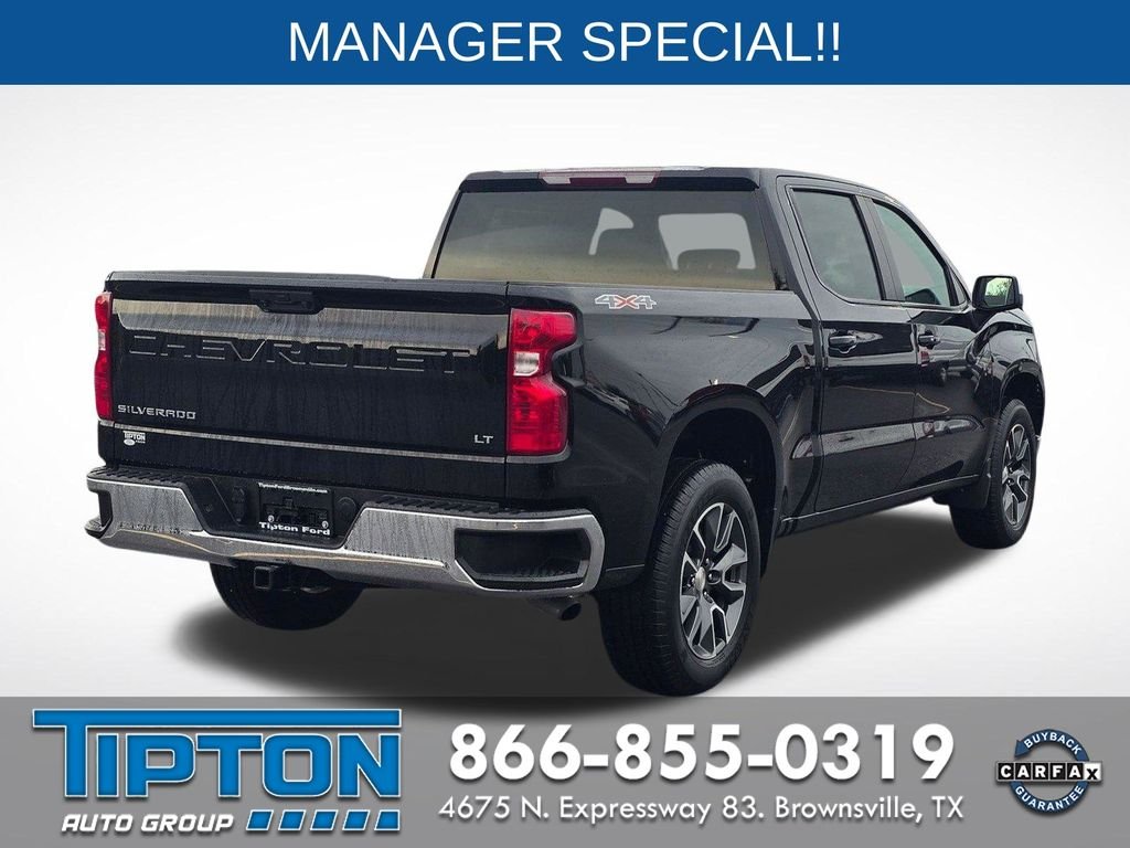 Used 2023 Black Chevrolet LT image 5