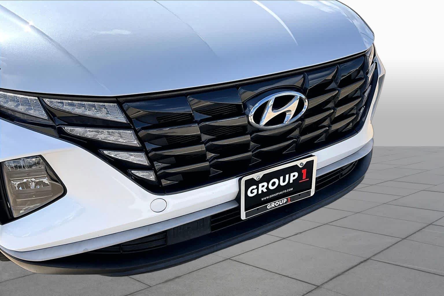 Used 2023 Serenity White Pearl Hyundai SEL Convenience image 30