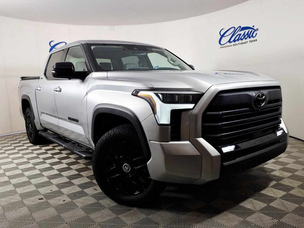 Used 2024 Celestial Silve Toyota Limited image 1