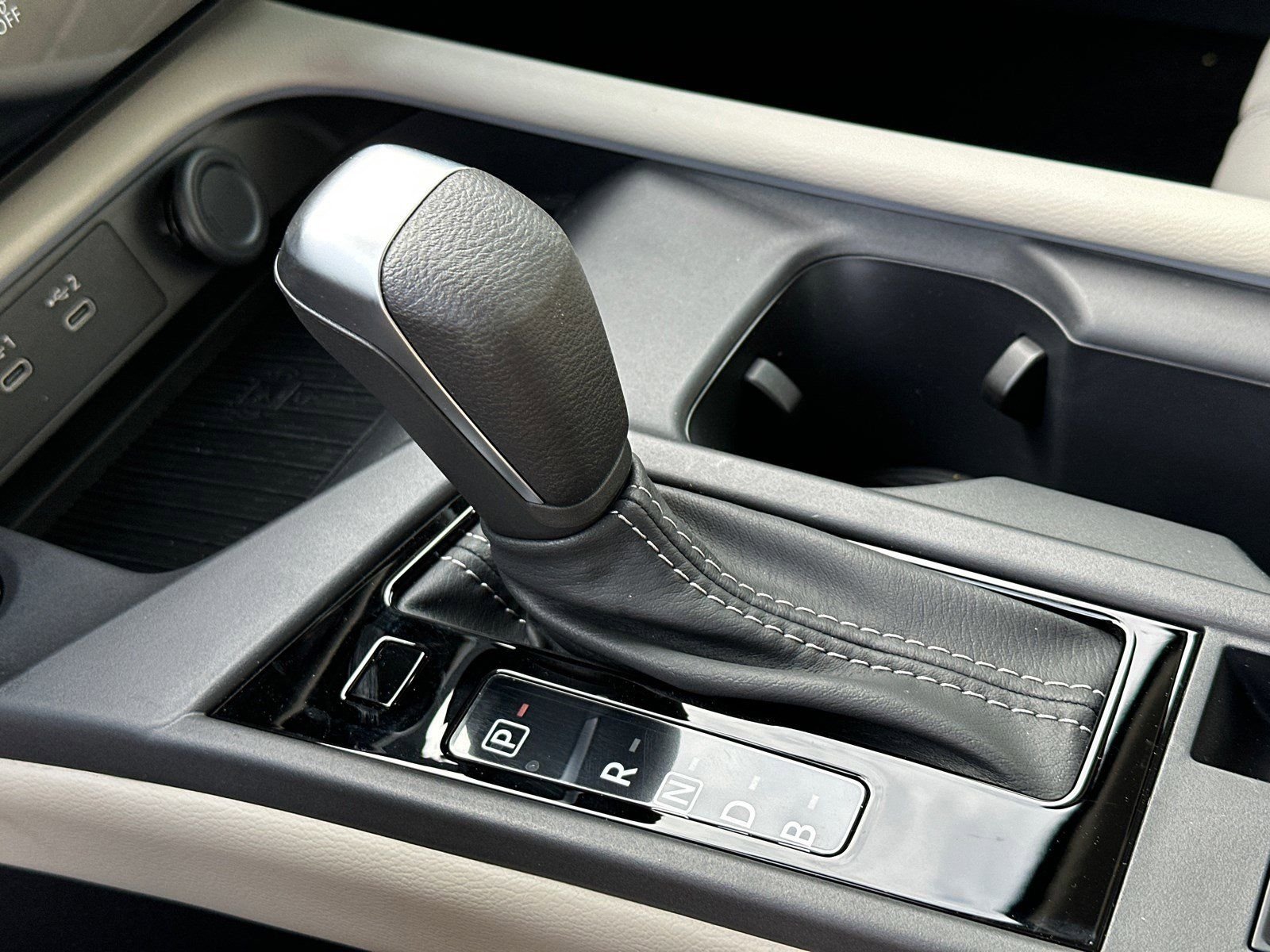 New 2026 Gray Nissan SL image 30