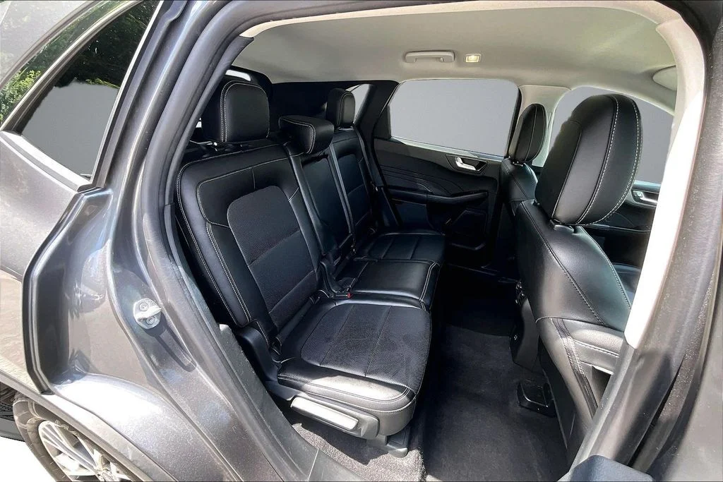 Certified Used 2022 Gray Ford SEL image 25
