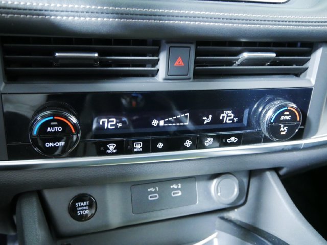 Used 2024 Silver Nissan SV image 29