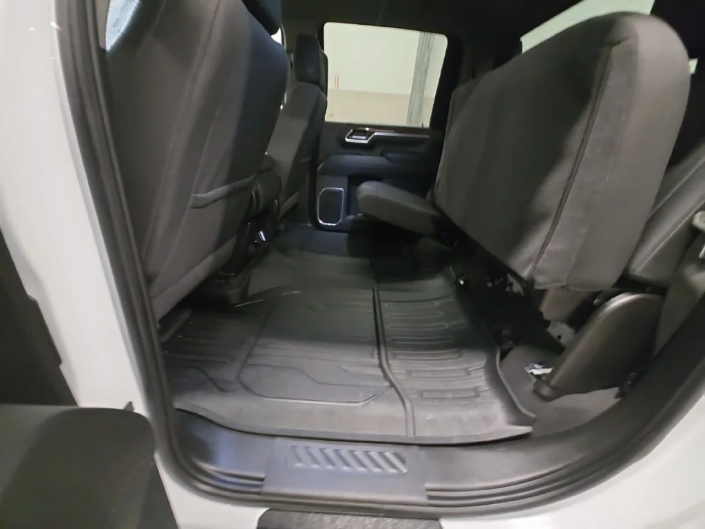 Certified Used 2025 Summit White GMC SLE image 35
