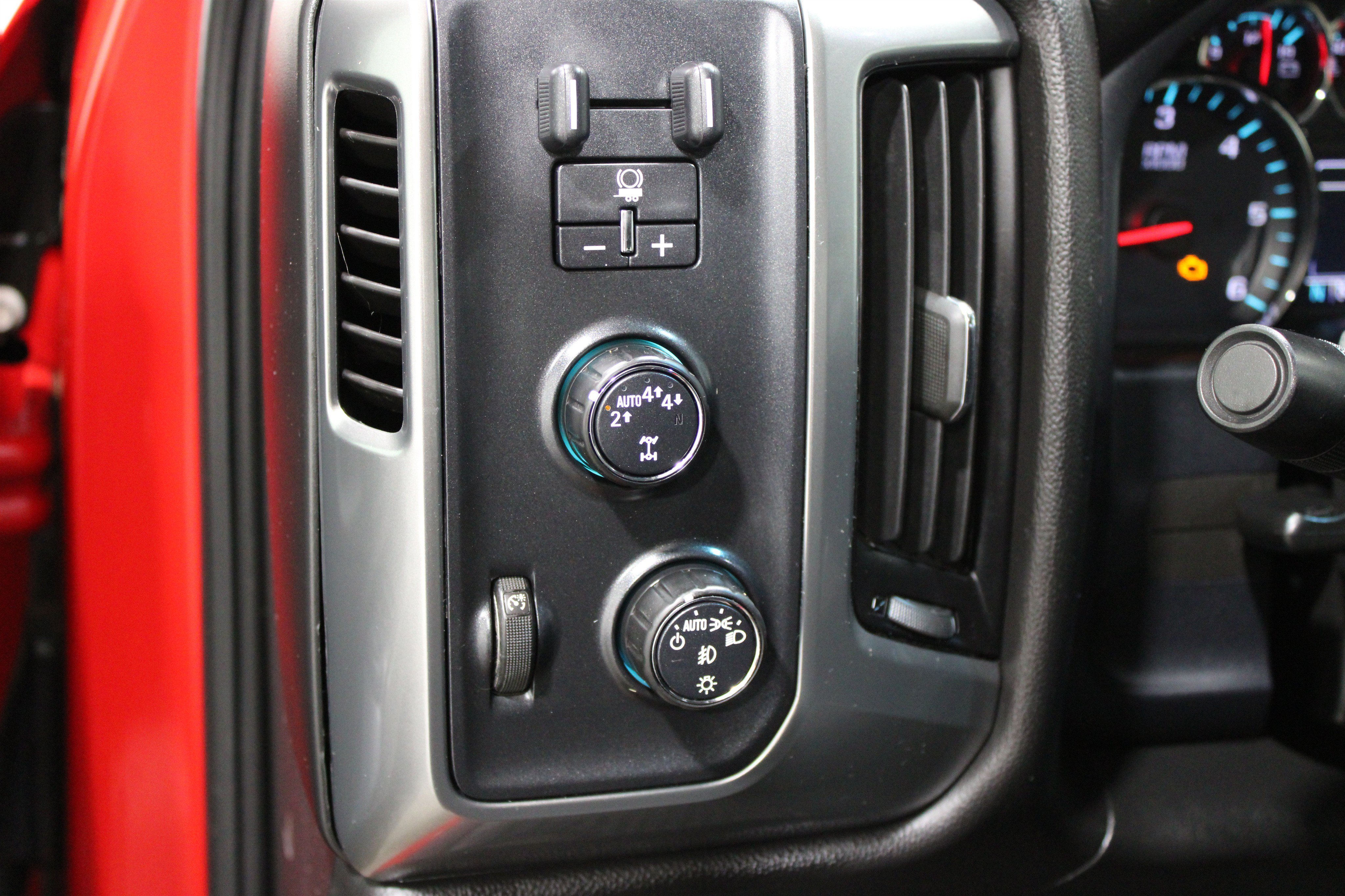 Used 2017 Red Hot Chevrolet LT image 8