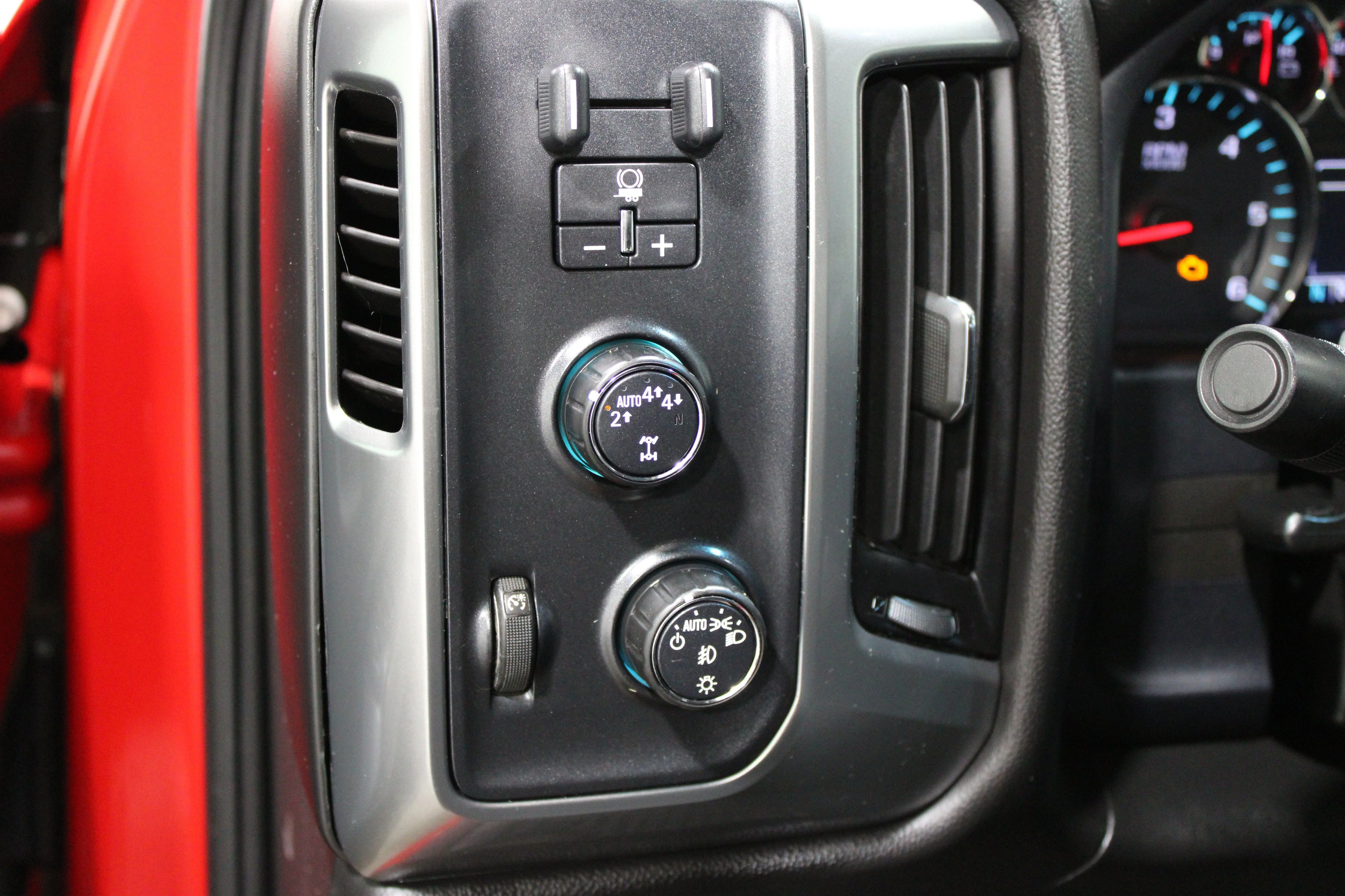 Used 2017 Red Hot Chevrolet LT image 8