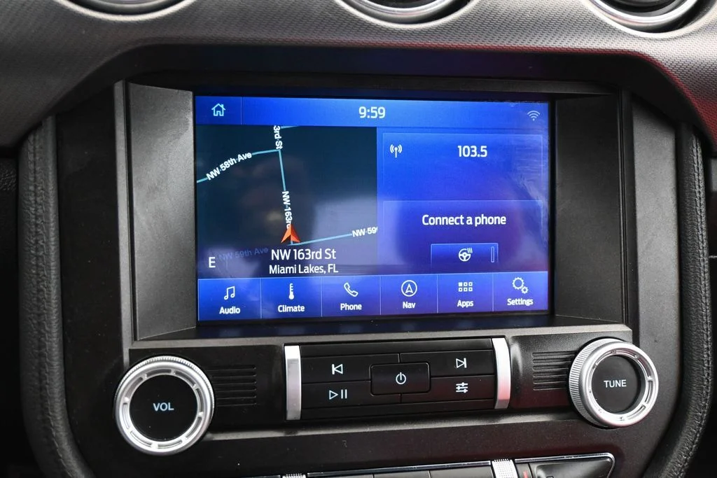 Used 2020 Magnetic Ford GT Premium image 19