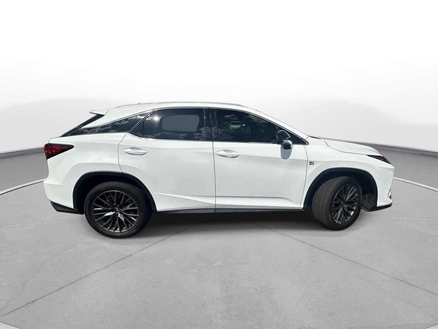 Used 2022 Ultra White Lexus RX 350 F SPORT Handling image 5