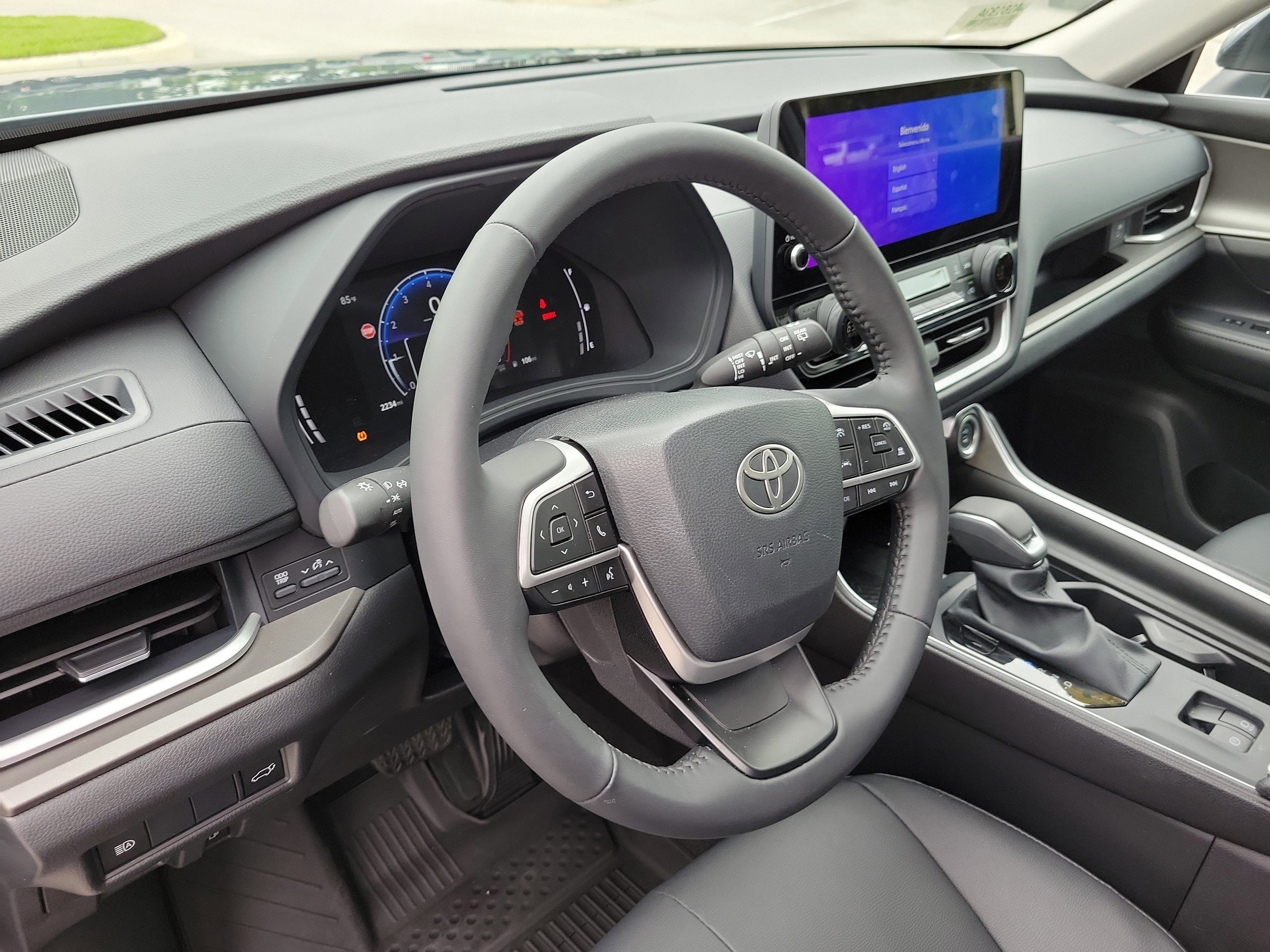 Used 2026 Cloud Toyota XLE image 28