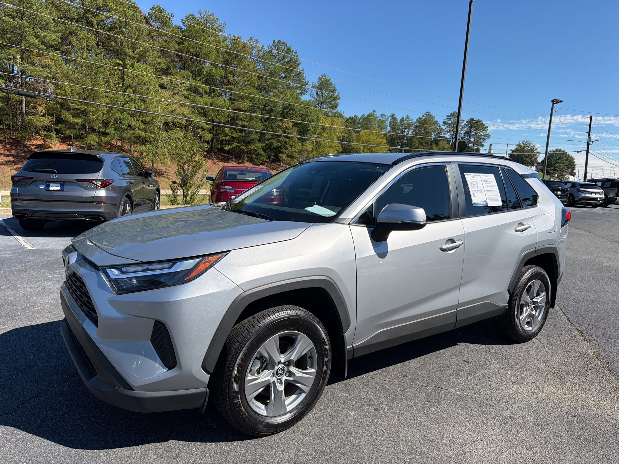 Used 2025 Silver Sky Metallic Toyota XLE image 1