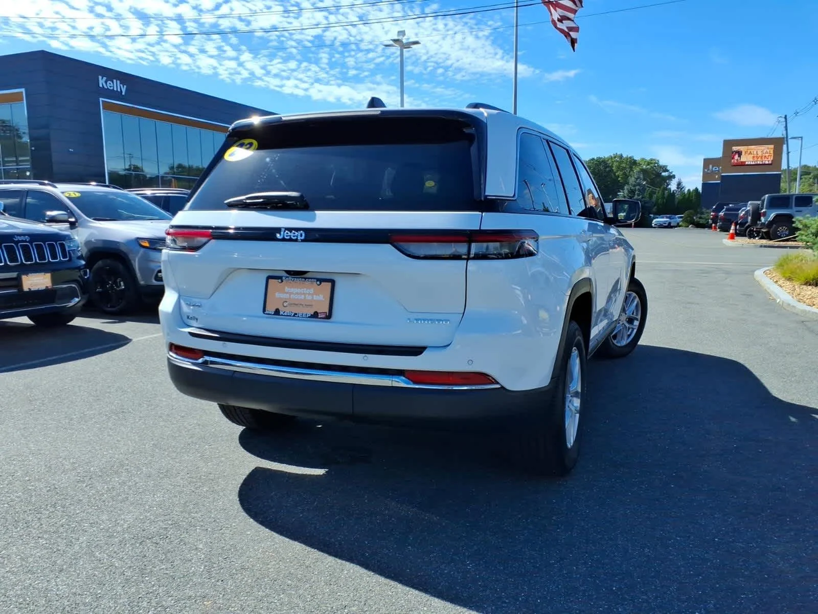 Certified Used 2023 Bright White Clearcoat Jeep Laredo X image 8