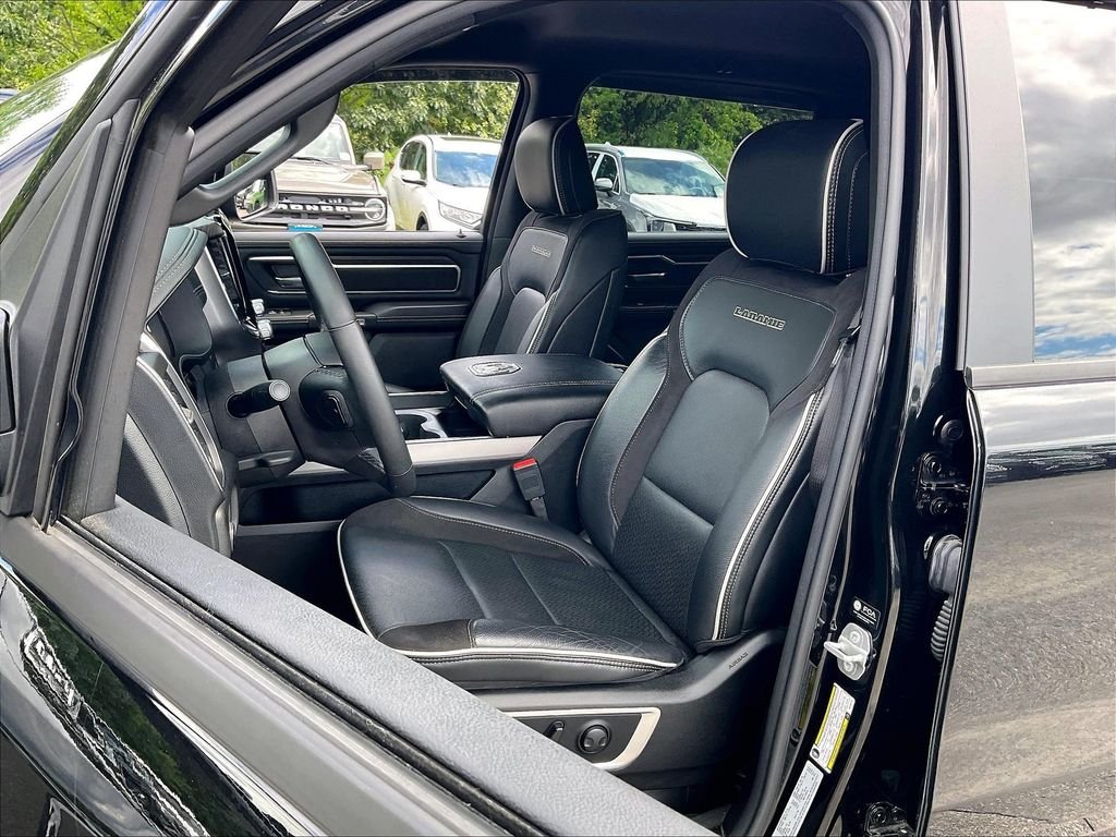 Used 2025 Diamond Black Crystal PC Ram Laramie image 9