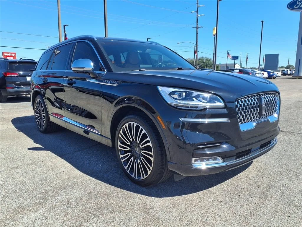 Used 2022 Black Lincoln Black Label image 17