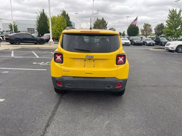 Used 2023 Yellow Jeep Latitude image 4